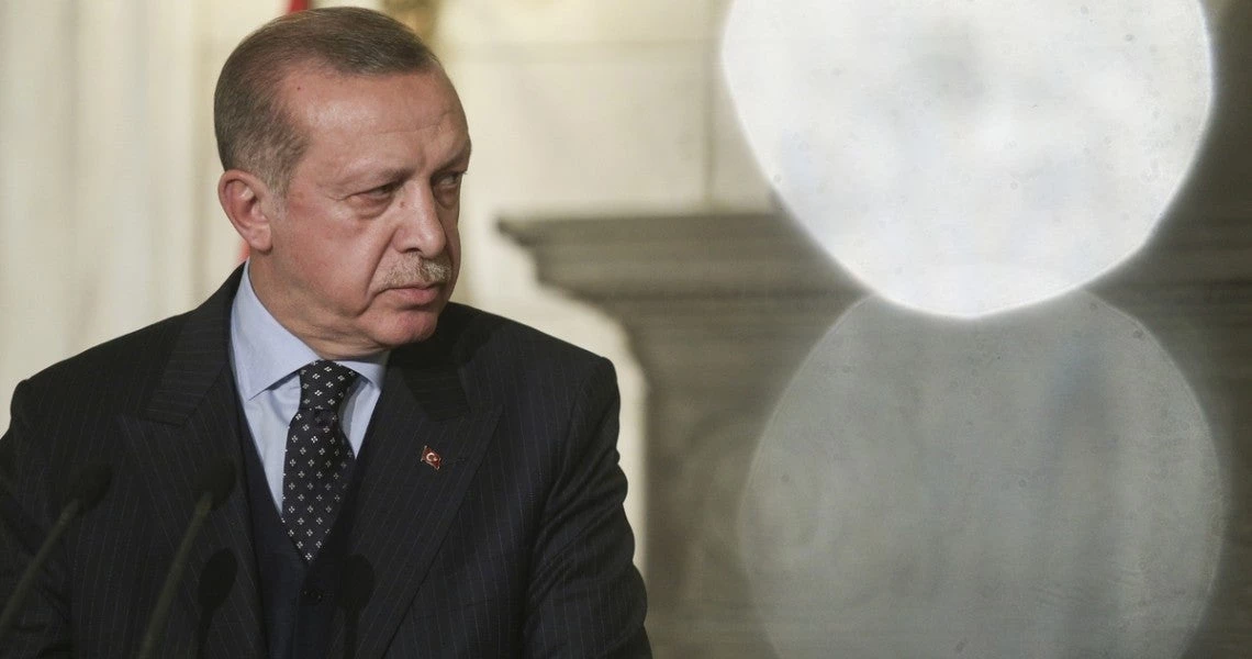 Ο Ερντογάν αιφνιδιάζει την Τουρκία – Τρεις λόγοι για τις πρόωρες εκλογές